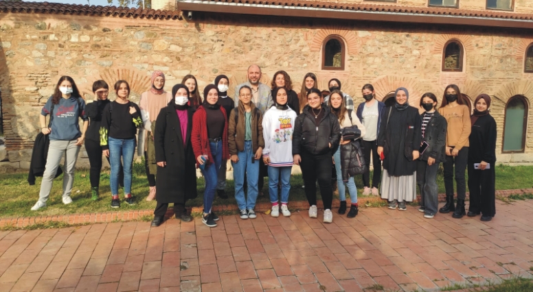 “Gençlerimize her alanda  desteklemeye devam edeceğiz”