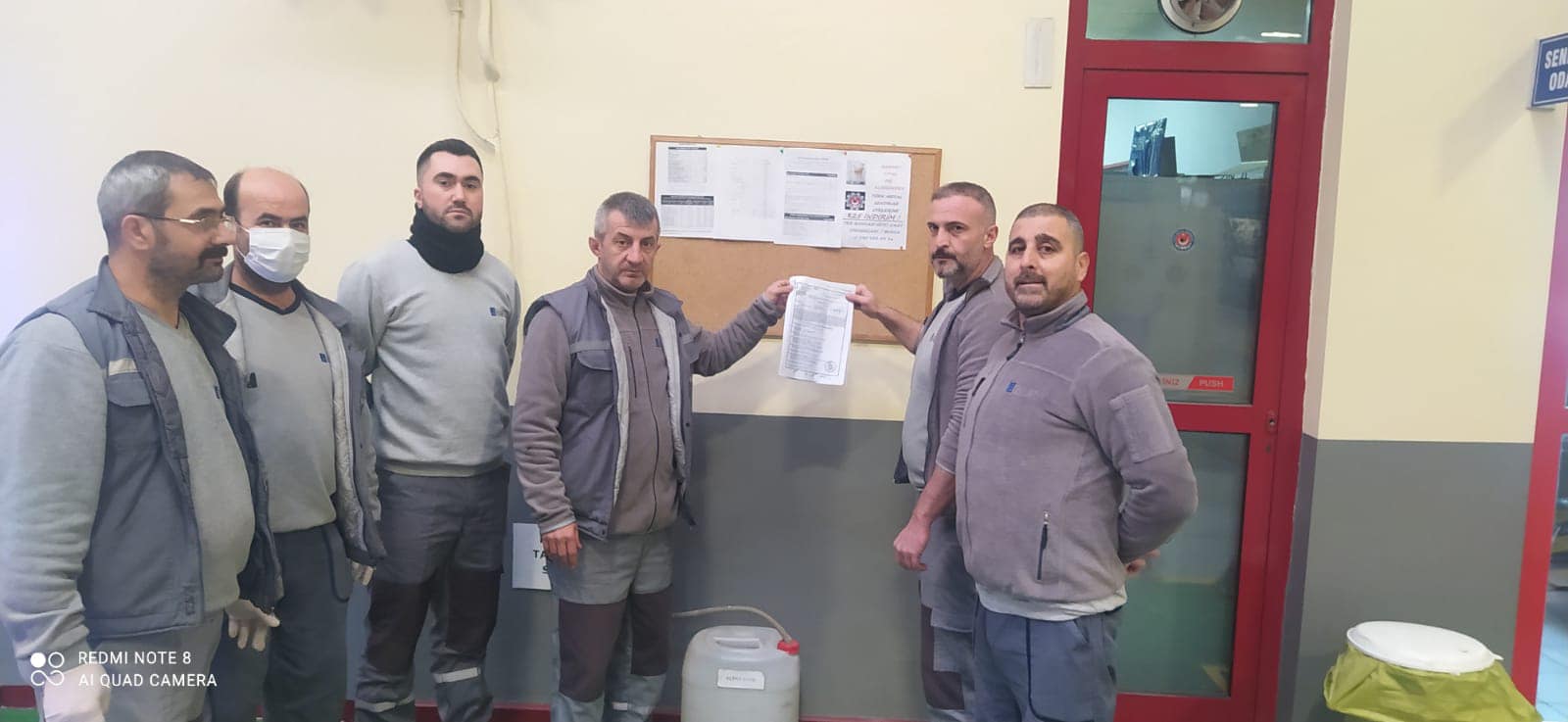 Metal fabrikalarına  grev kararı asıldı