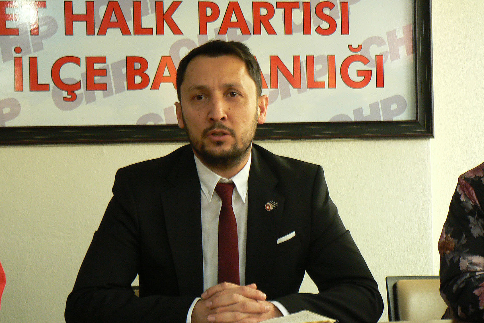 “Belediye kamu  kurumu değil mi?”