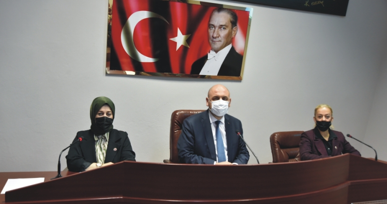 AK Partili meclis  üyesi istifa etti