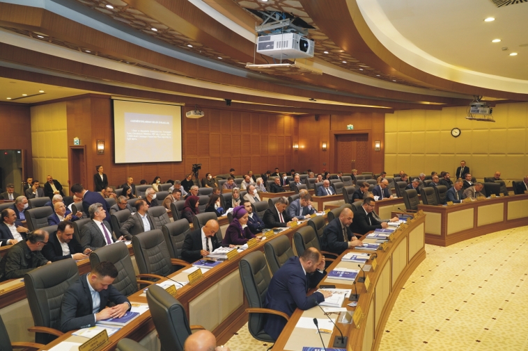 Büyükşehir meclisinde Selami Ekeman ile Hüdayi Demir Komisyonlara seçildi