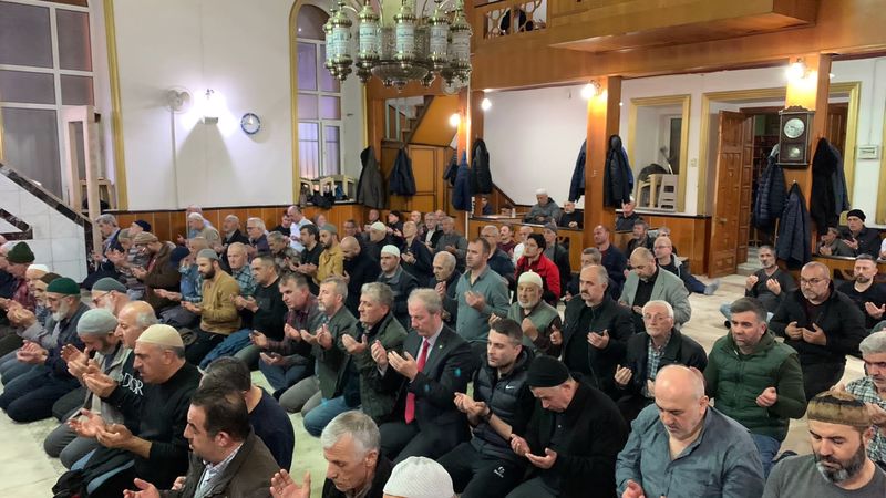 Alparslan Türkeş dualarla anıldı